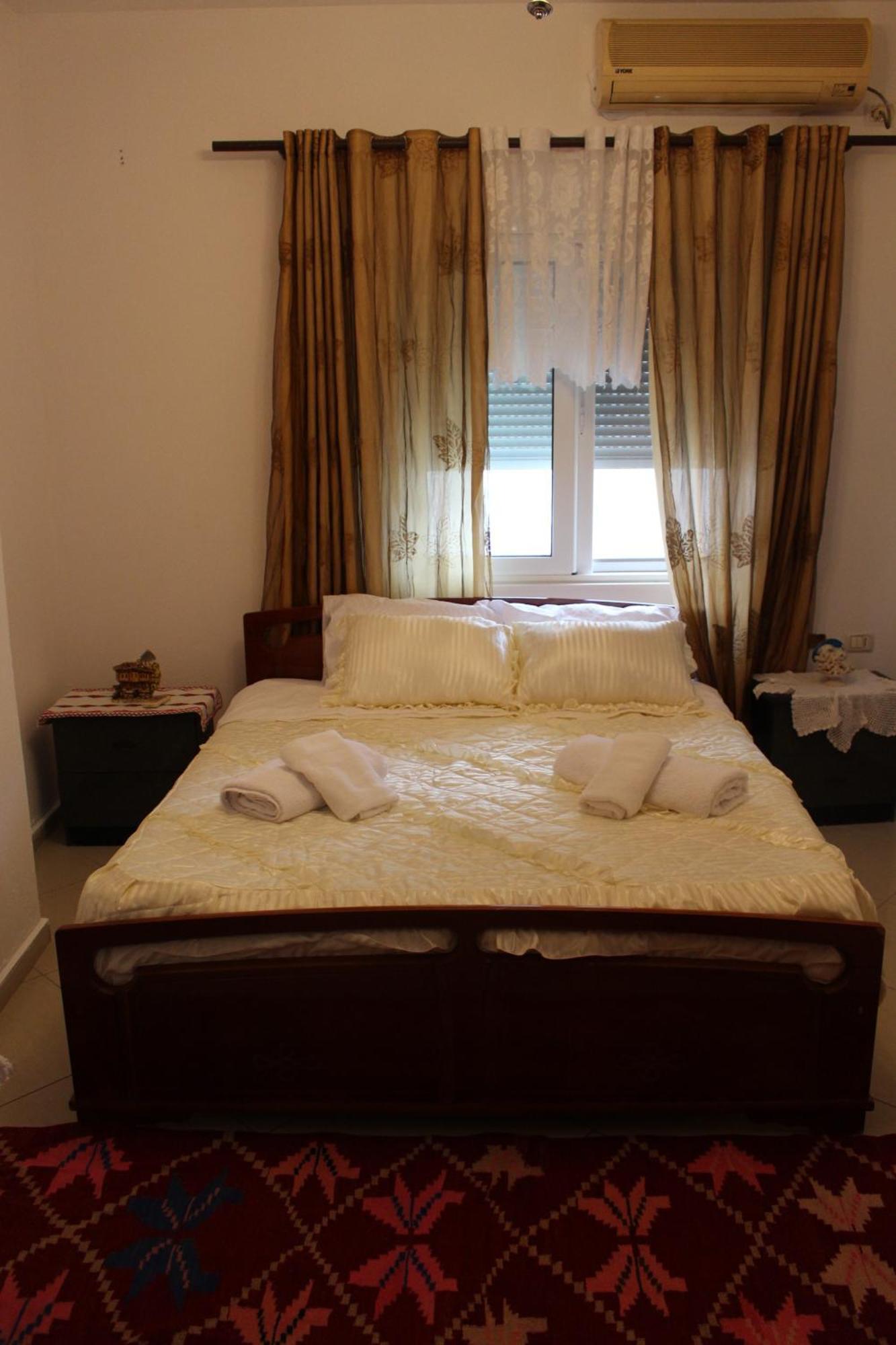 Vila Karagjozi Gjirokastër Extérieur photo